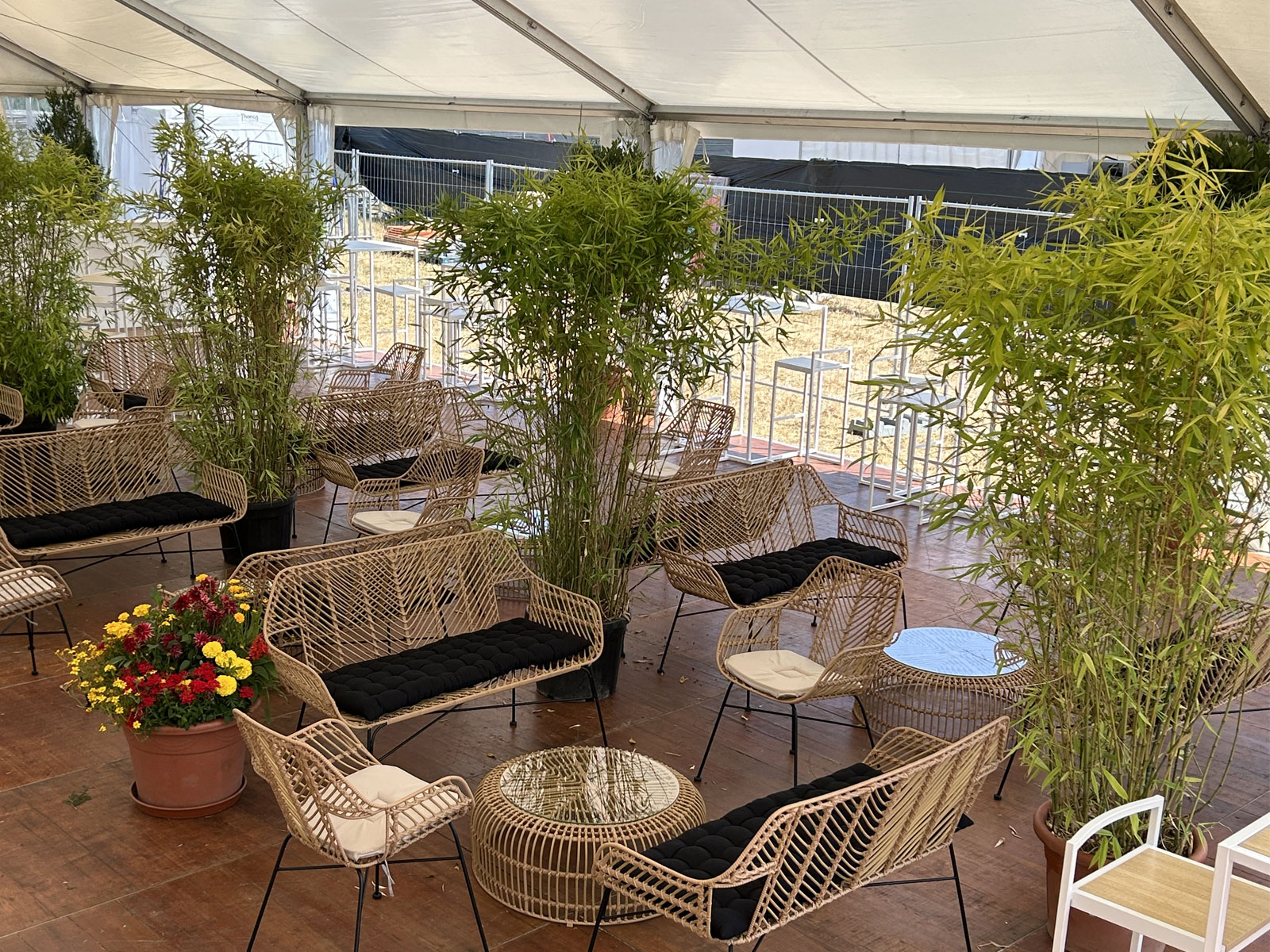 Guide de la location de mobilier événementiel pour les professionnels